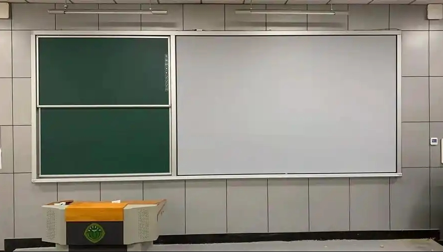 如何維護清潔互聯(lián)黑板